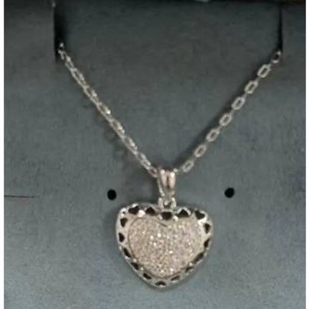 MOISSANITE silver necklace. 39CT retail $200